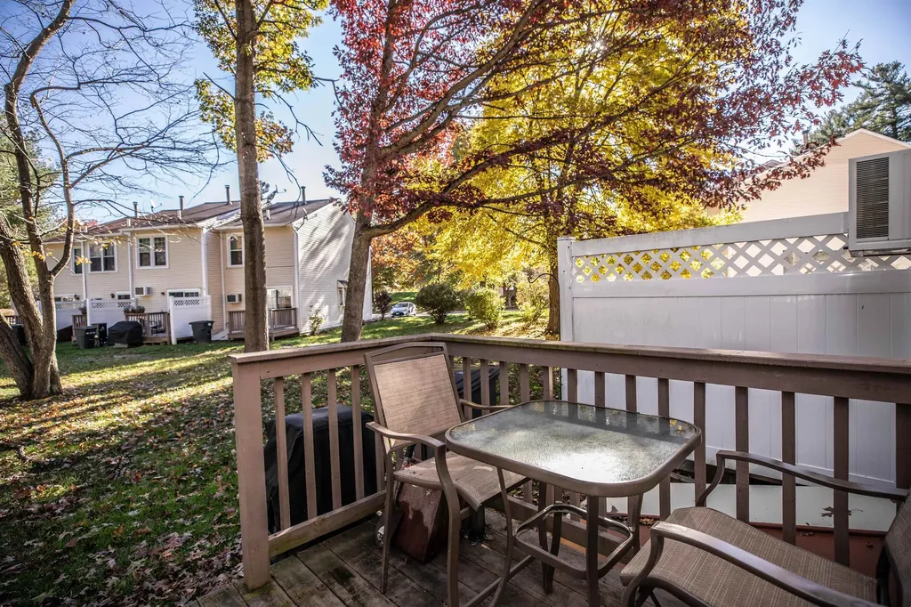 19 Shelburne Road Merrimack NH 03054