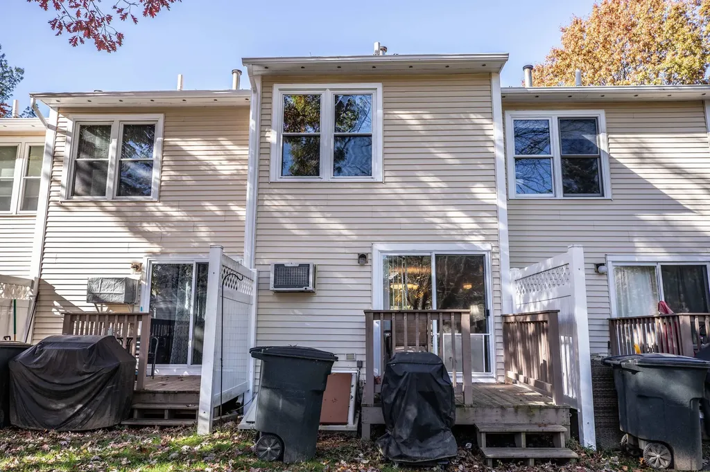 19 Shelburne Road Merrimack NH 03054