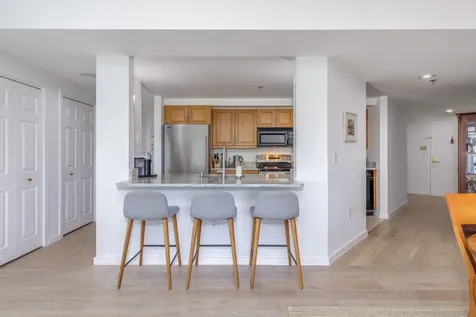 12 Mountain Laurels Drive Nashua NH 03062