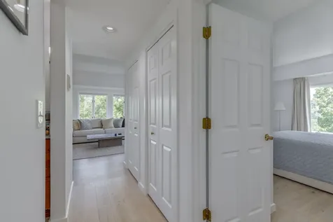 12 Mountain Laurels Drive Nashua NH 03062