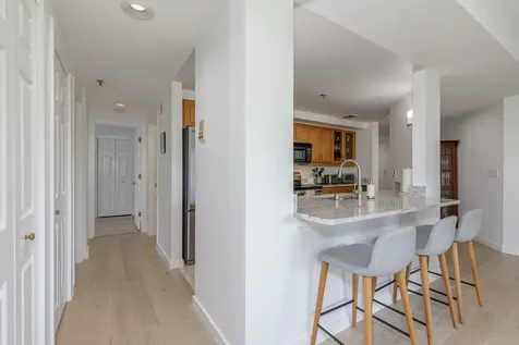 12 Mountain Laurels Drive Nashua NH 03062