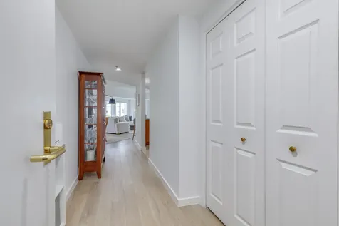 12 Mountain Laurels Drive Nashua NH 03062