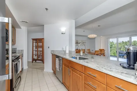 12 Mountain Laurels Drive Nashua NH 03062