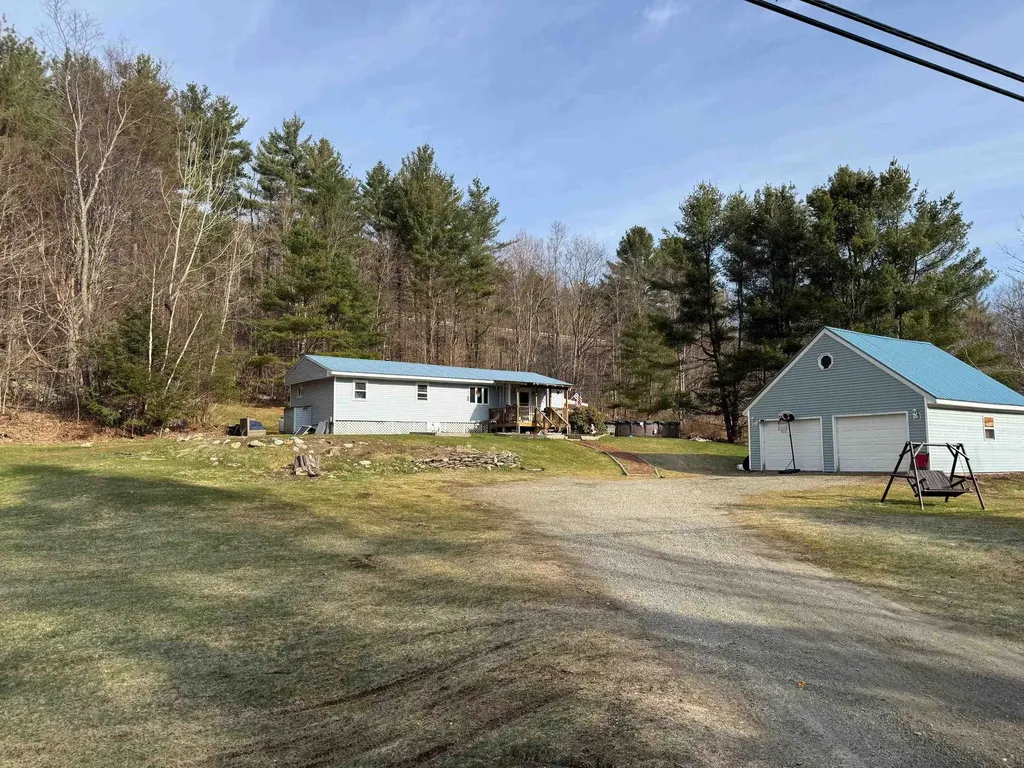 2017 East Road Shaftsbury VT 05262