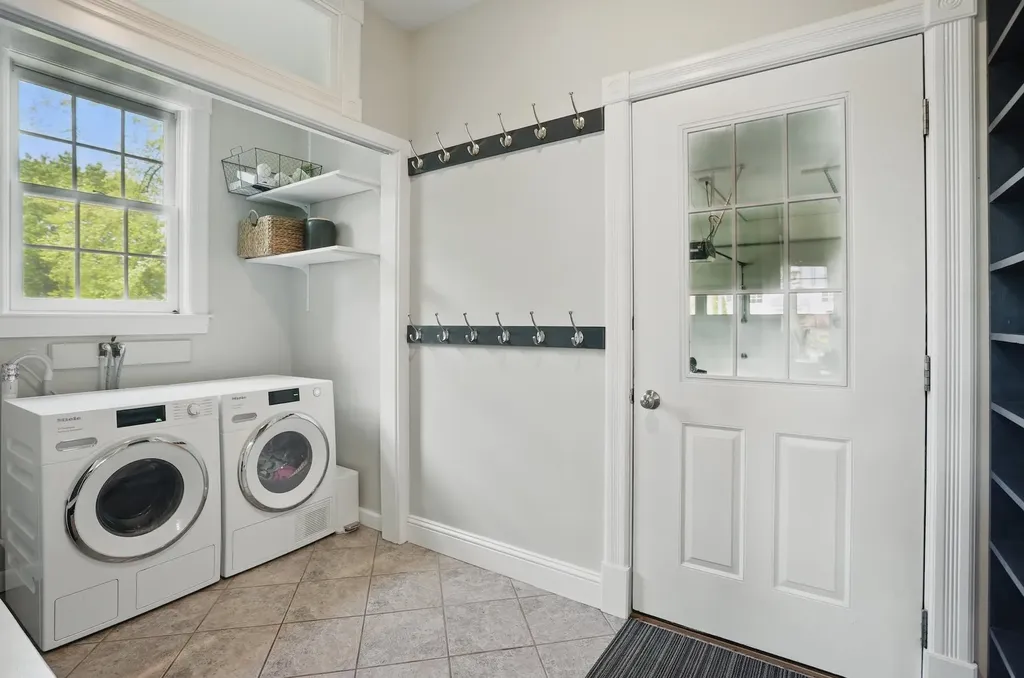 16 Pinnacle Drive South Burlington VT 05403