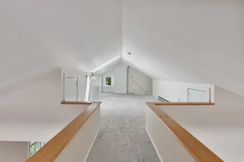 89 College Street Burlington VT 05401