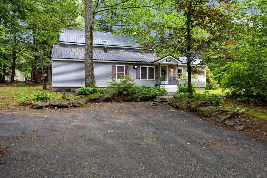 105 Harvey Lake Road Northwood NH 03261