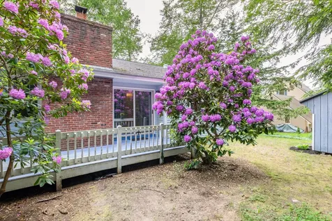 11 Penny Lane Laconia NH 03246