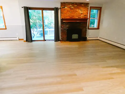 11 Penny Lane Laconia NH 03246