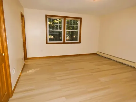 11 Penny Lane Laconia NH 03246