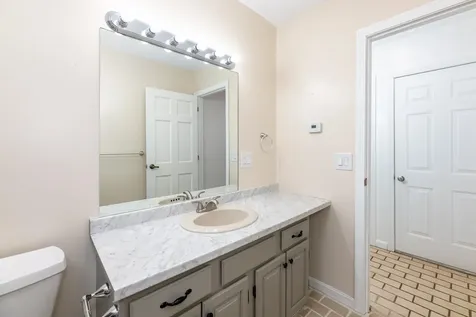 11 Penny Lane Laconia NH 03246