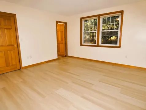 11 Penny Lane Laconia NH 03246