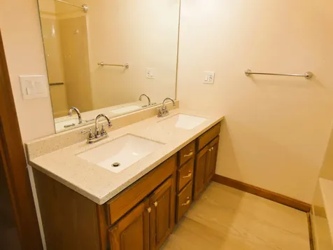 11 Penny Lane Laconia NH 03246