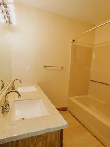 11 Penny Lane Laconia NH 03246