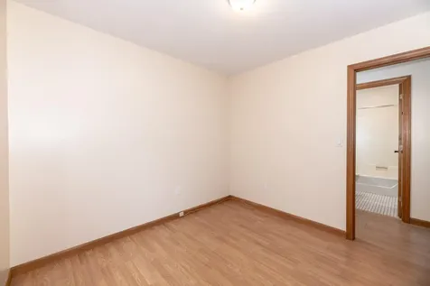 11 Penny Lane Laconia NH 03246