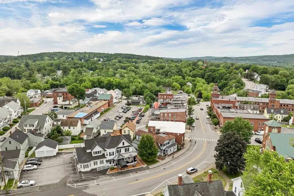 163-165 Main Street Pembroke NH 03275