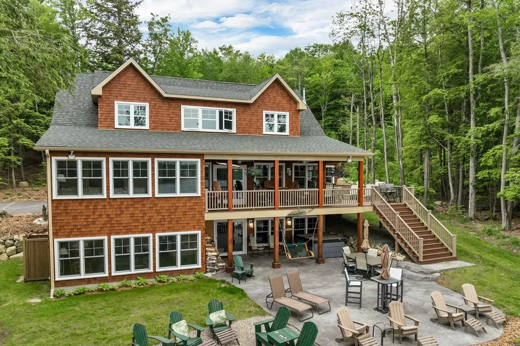 78 Cates Lane Brookfield NH 03872