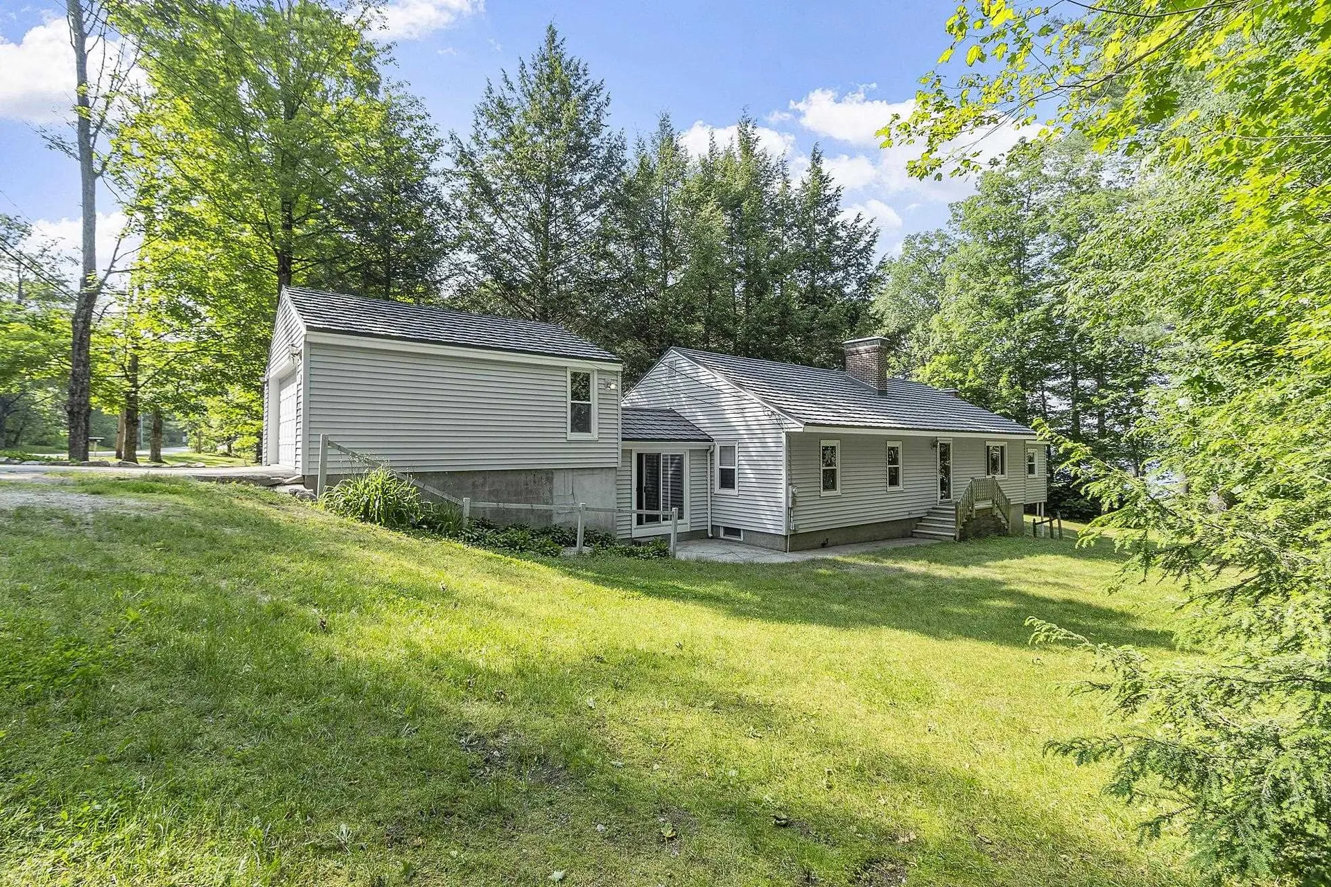 27 Mason Road Brookline NH 03033