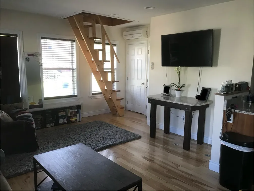 14 George Street Winooski VT 05404