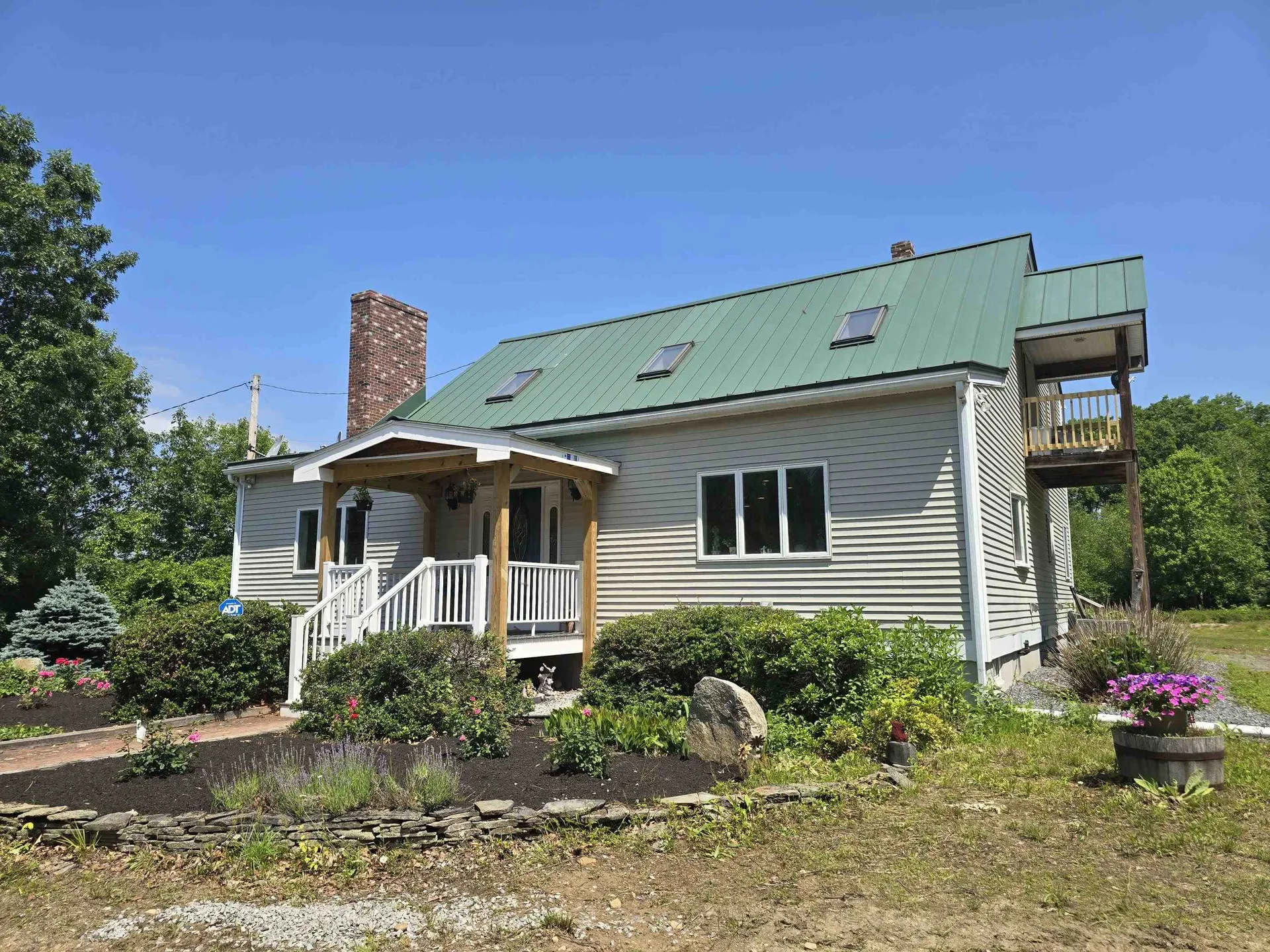 564 Main Street Fremont NH 03044