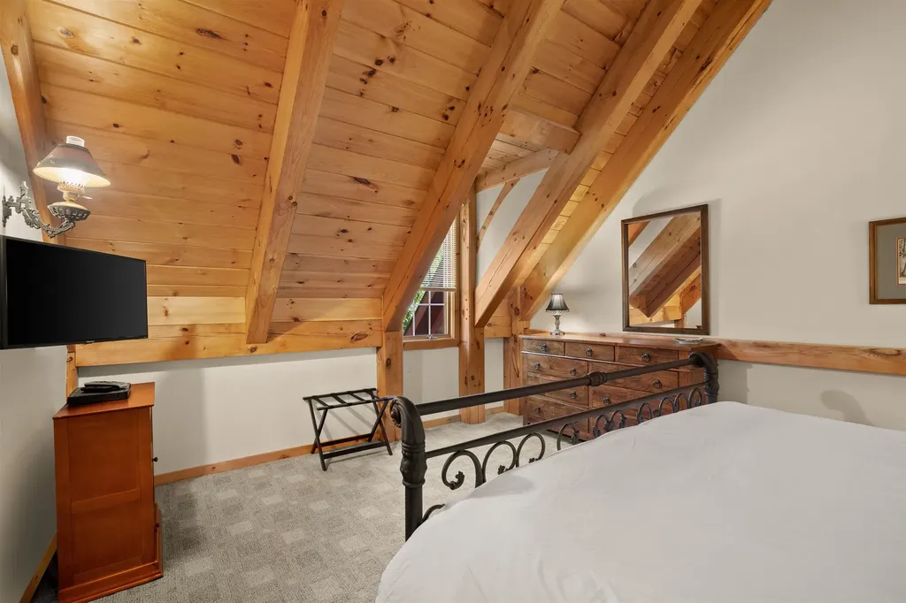 10b Grouse Lane Dover VT 05356