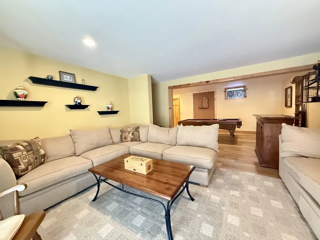 10B Grouse Lane Dover VT 05356