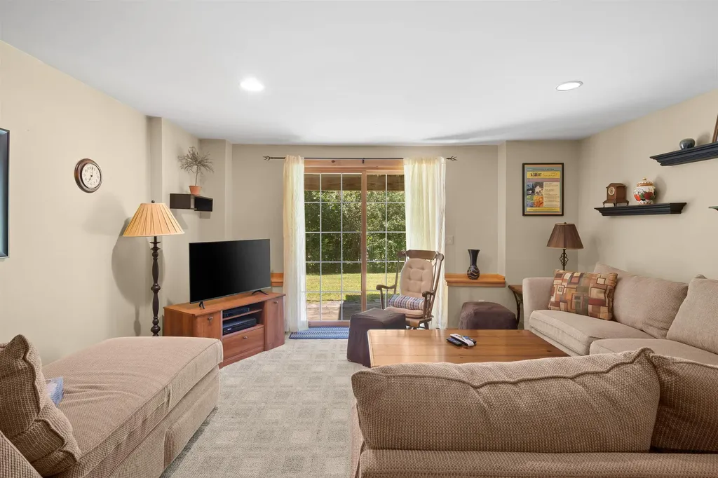 10B Grouse Lane Dover VT 05356