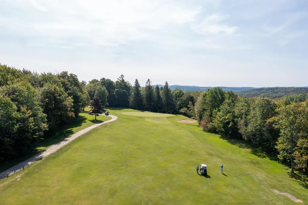 10B Grouse Lane Dover VT 05356