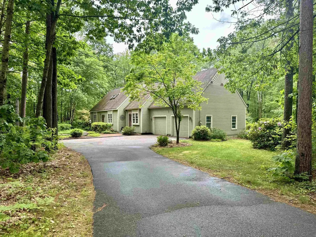 114 Snow Pond Road Concord NH 03301
