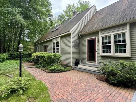 114 Snow Pond Road Concord NH 03301