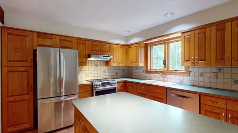 114 Snow Pond Road Concord NH 03301