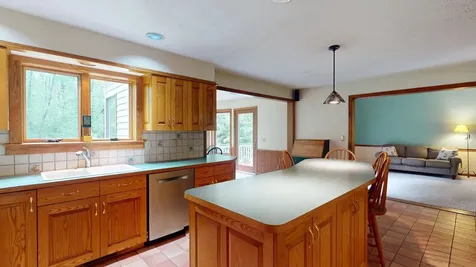 114 Snow Pond Road Concord NH 03301