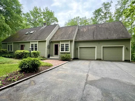114 Snow Pond Road Concord NH 03301