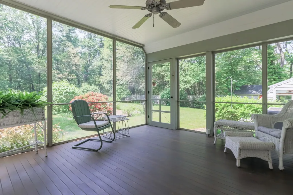 56 Knox Road Bow NH 03304