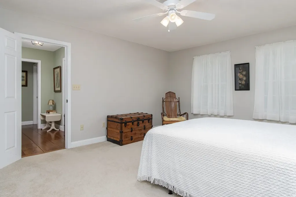 56 Knox Road Bow NH 03304