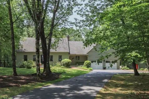 56 Knox Road Bow NH 03304