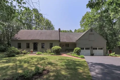 56 Knox Road Bow NH 03304