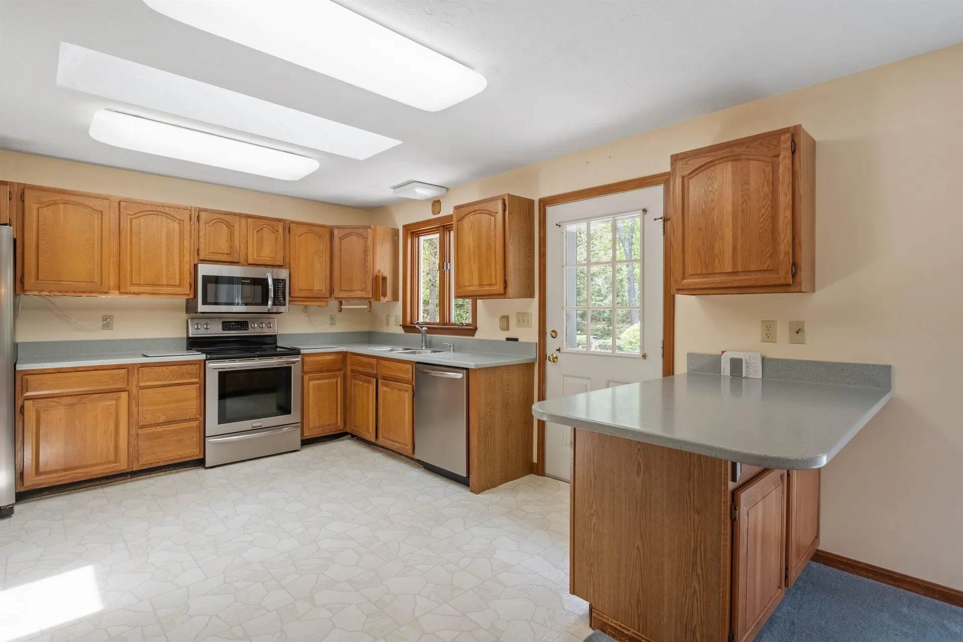 302 Dockham Shore Road Gilford NH 03247