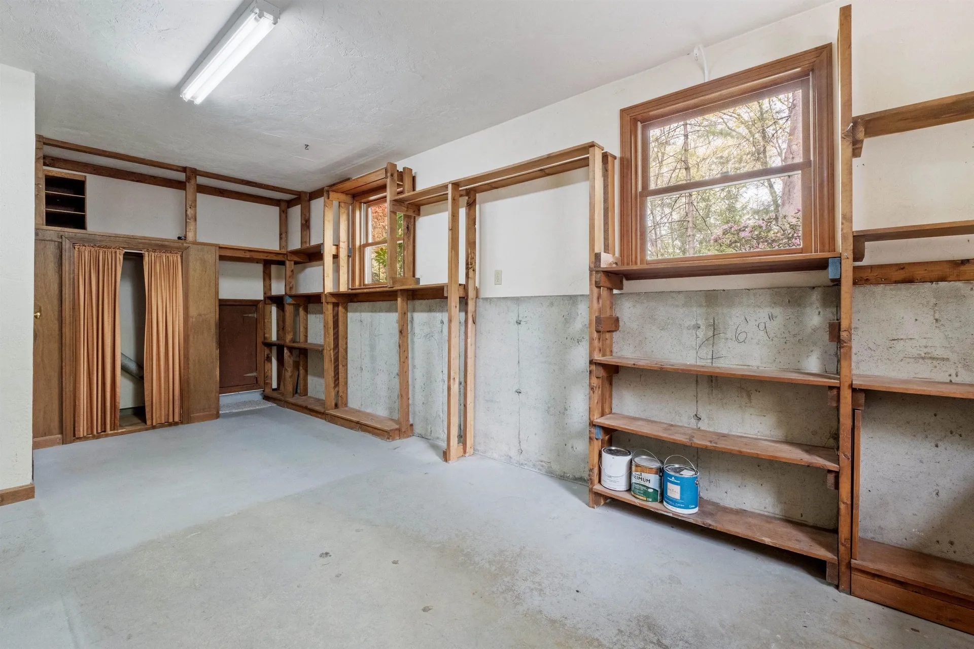 302 Dockham Shore Road Gilford NH 03247