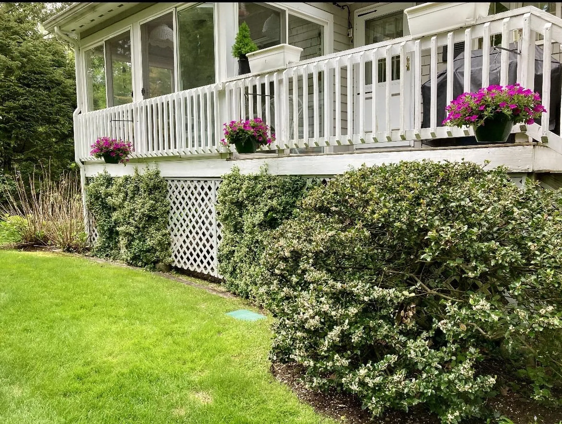 302 Dockham Shore Road Gilford NH 03247