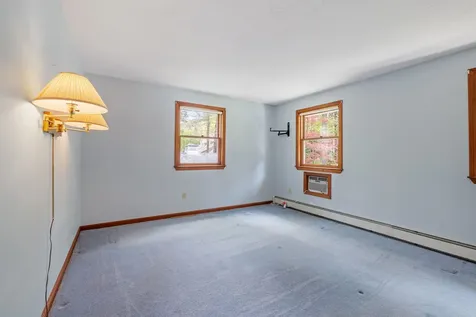 302 Dockham Shore Road Gilford NH 03247