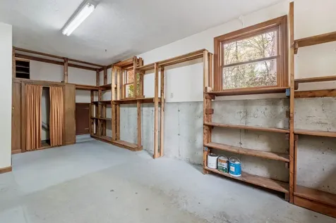 302 Dockham Shore Road Gilford NH 03247