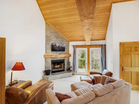 436 River View Trail Pittsfield VT 05762