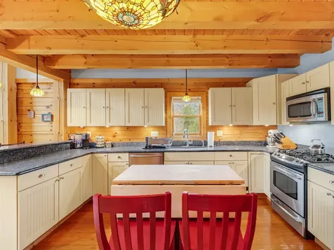 436 River View Trail Pittsfield VT 05762