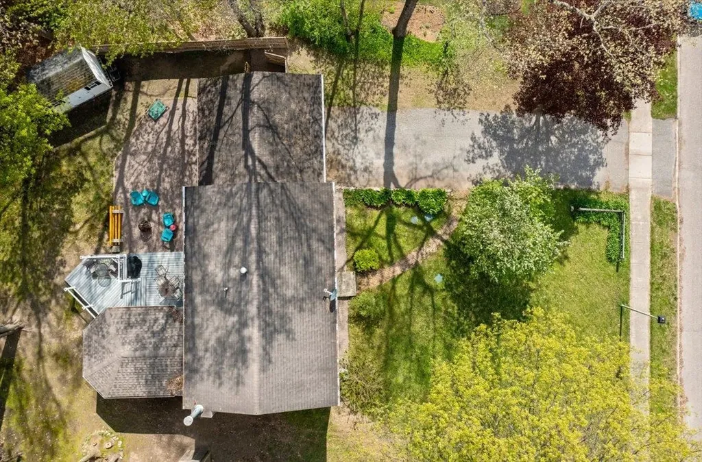 447 Oak Circle Colchester VT 05446