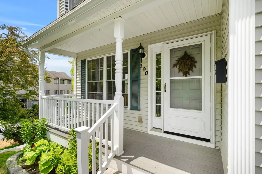 100 Beauview Avenue Nashua NH 03064