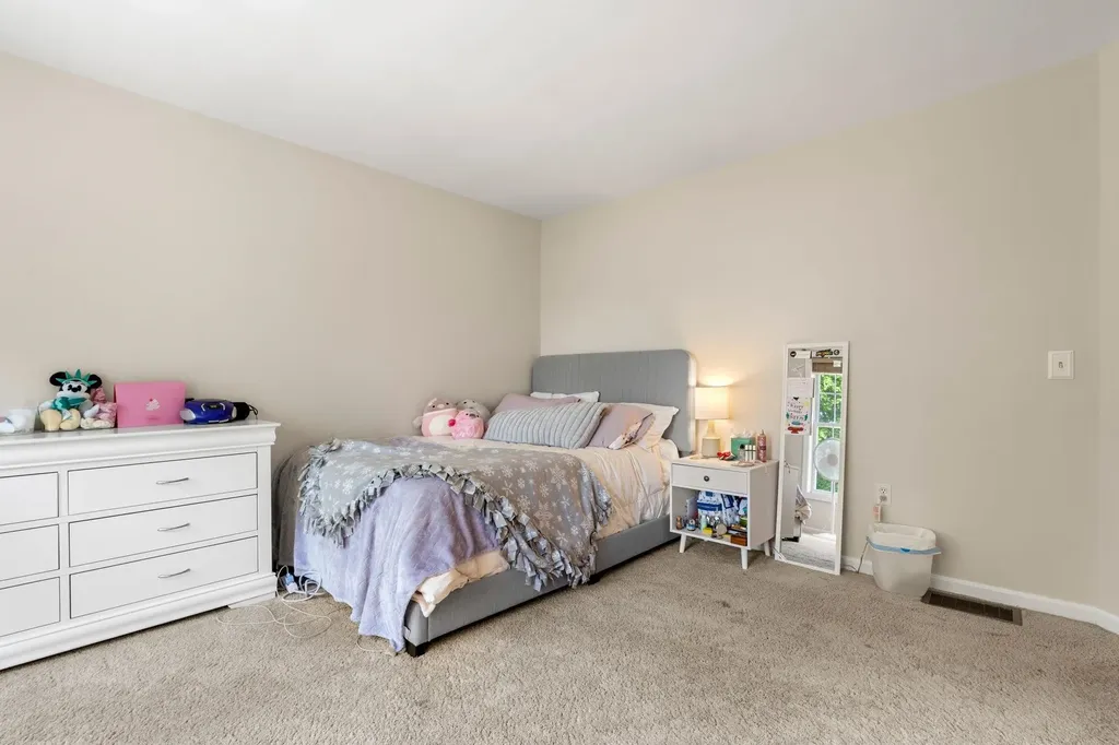 100 Beauview Avenue Nashua NH 03064