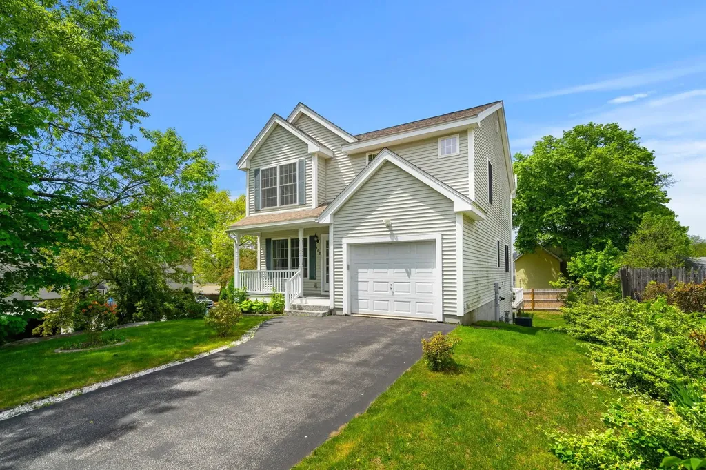 100 Beauview Avenue Nashua NH 03064