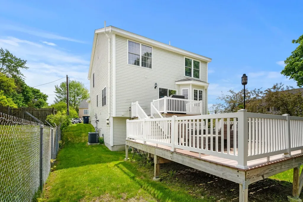 100 Beauview Avenue Nashua NH 03064