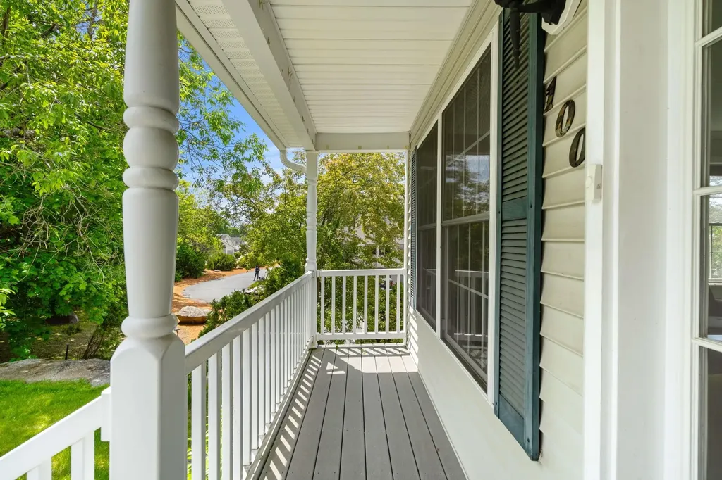 100 Beauview Avenue Nashua NH 03064
